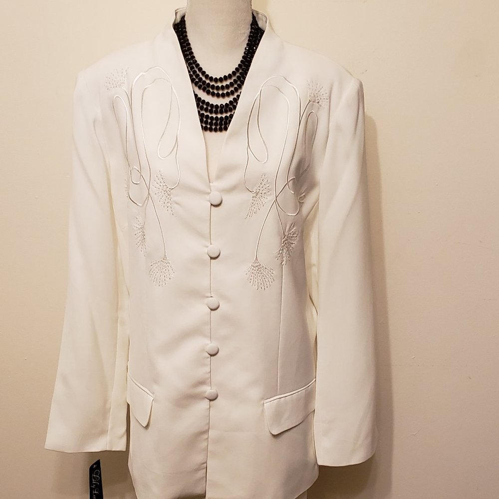 Lily Lee 2 Piece Woman Suit